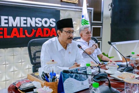 Mensos Pastikan Penyaluran Bansos di Kopdes Merah Putih Tanpa Potongan