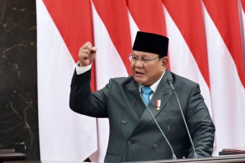 Prabowo Buat Aturan Ekspor Sawit-Batu Bara Wajib Lewat BUMN